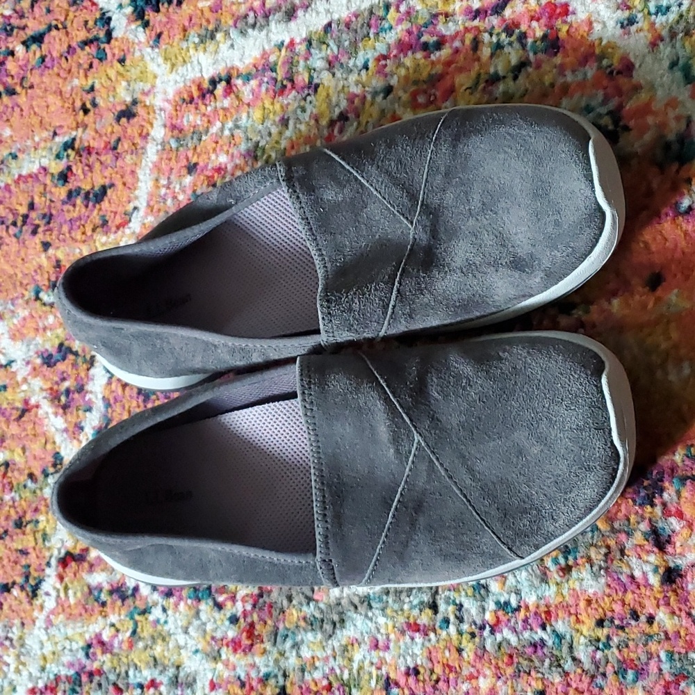 L.L.Bean suede/nubuck Back Cove slip on comfort shoes